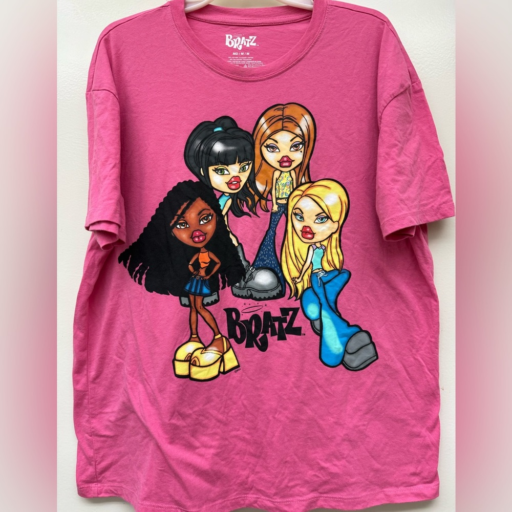 Bratz tshirt medium